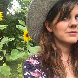 Meet your Posher, Joa